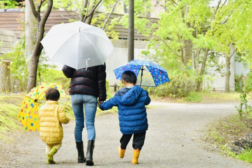 雨の日の保育園送迎 徒歩で送り迎えするスキルとモチベアップ術 季節と暮らす生活ノート